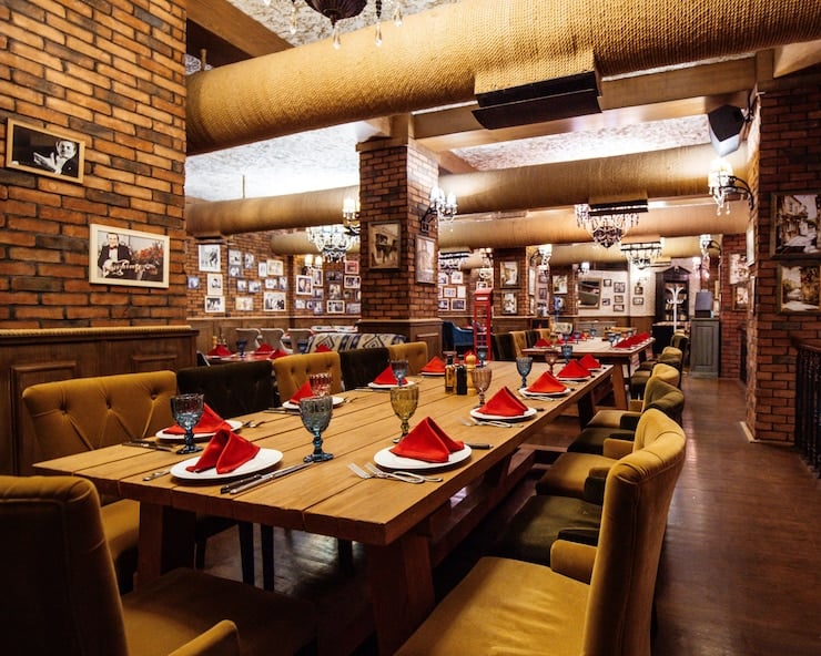 Restaurant dining room with long table